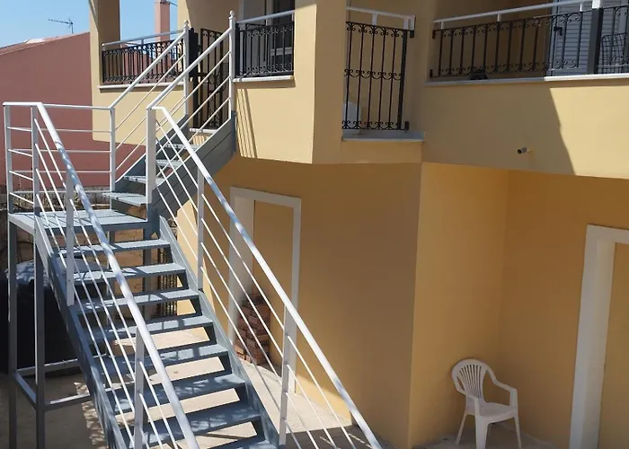 Georgia בית הארחה לפקימי